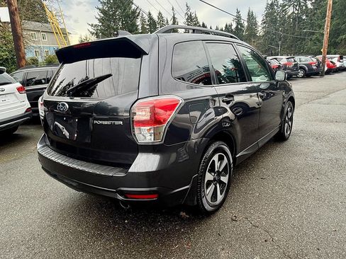 Used 2018 Subaru Forester 2.5i Premium image 6