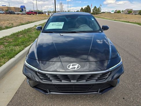 New 2026 Hyundai Elantra Sport FWD image 8