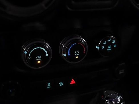 Used 2016 Jeep Wrangler Unlimited Sport image 24