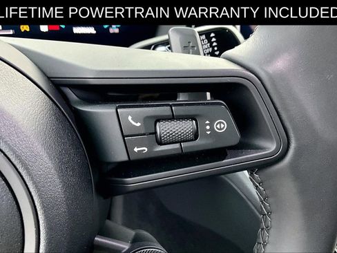 Used 2025 Porsche Panamera 4 w/ Premium Package AWD/4WD image 28