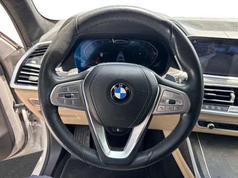 Used 2022 BMW X7 xDrive40i AWD/4WD image 29