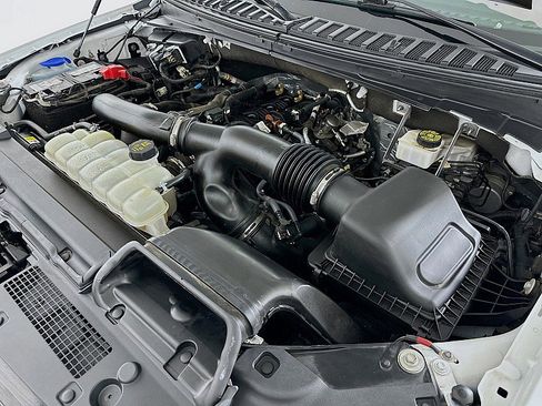 Used 2023 Ford Expedition Limited image 33