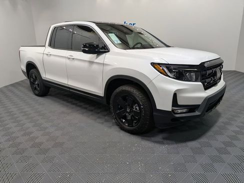 New 2026 Honda Ridgeline Black Edition image 8
