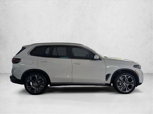 Certified 2025 BMW X5 sDrive40i w/ Parking Assistance Package image 4