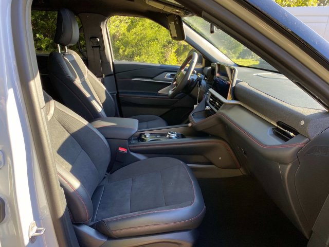 Used 2027 Ford Explorer ST w/ Sun And Sound Package AWD/4WD image 36