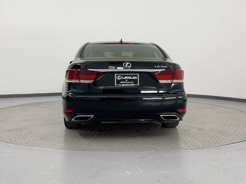 Used 2015 Lexus LS 460 w/ Comfort Package image 10