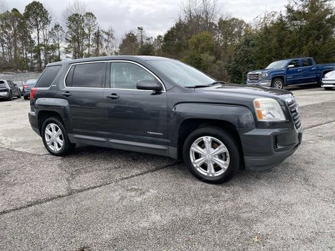 Used 2017 GMC Terrain SLE image 1