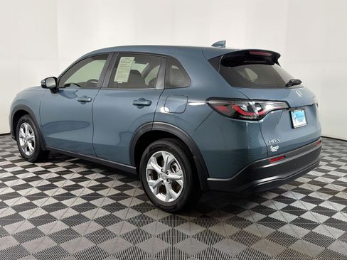 Used 2024 Honda HR-V LX image 2