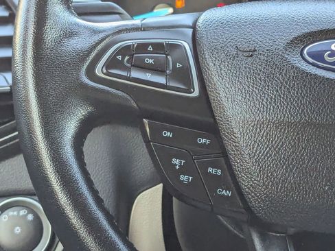 Used 2018 Ford Escape SEL AWD/4WD image 17