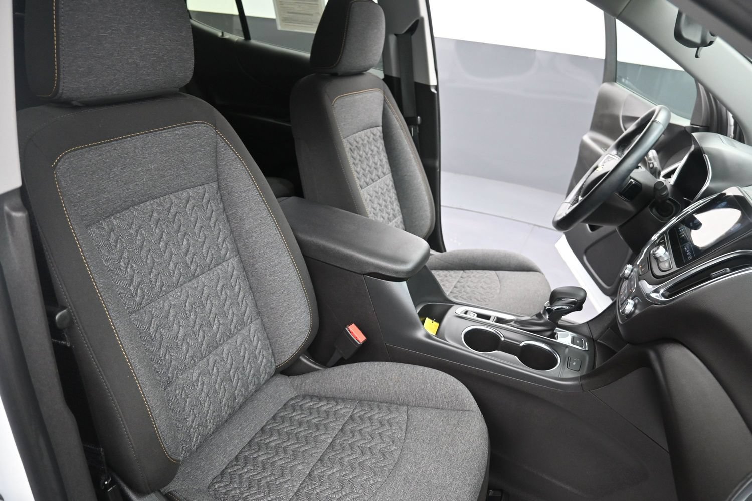 Used 2024 Chevrolet Equinox LT AWD/4WD image 48