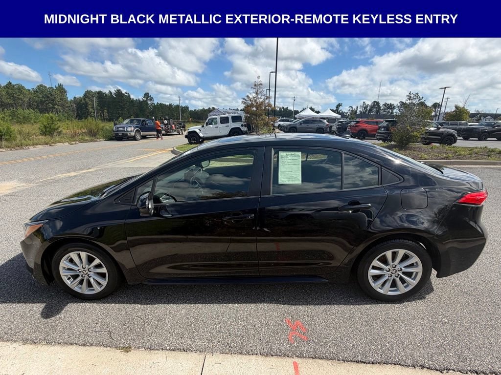 Used 2023 Toyota Corolla LE FWD image 6
