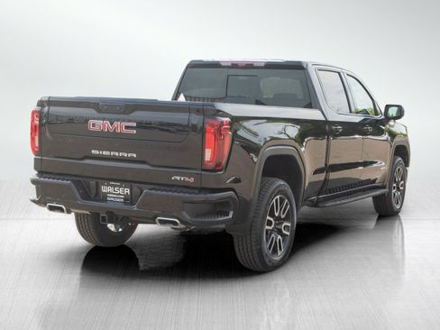 Used 2024 GMC Sierra 1500 AT4 w/ Technology Package AWD/4WD image 5