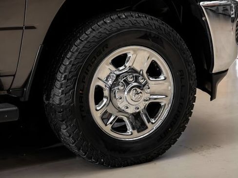 Used 2022 RAM 2500 Big Horn AWD/4WD image 59