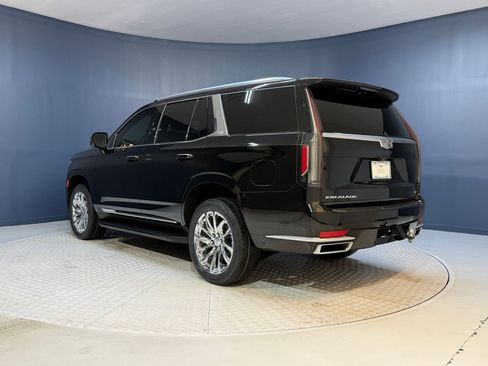 Certified 2022 Cadillac Escalade Premium Luxury w/ LPO, Radiant Package image 3