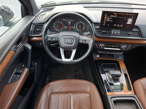 Used 2021 Audi Q5 2.0T Premium image 10