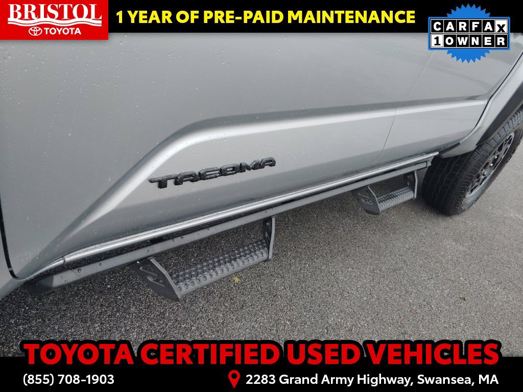 Certified 2025 Toyota Tacoma TRD Off-Road AWD/4WD image 15