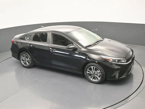 Used 2023 Kia Forte LXS FWD image 48