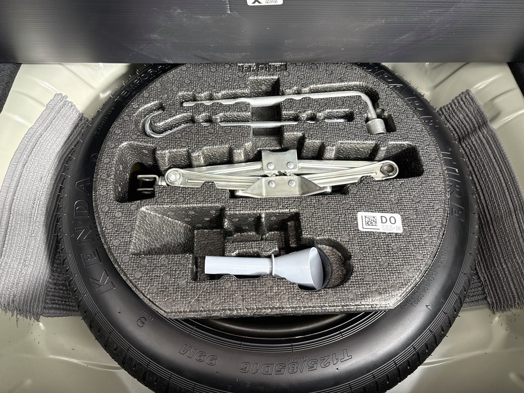 Used 2025 Honda Civic Sport image 32