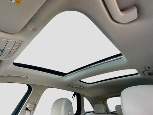 Certified 2022 Mercedes-Benz GLC 300 image 22