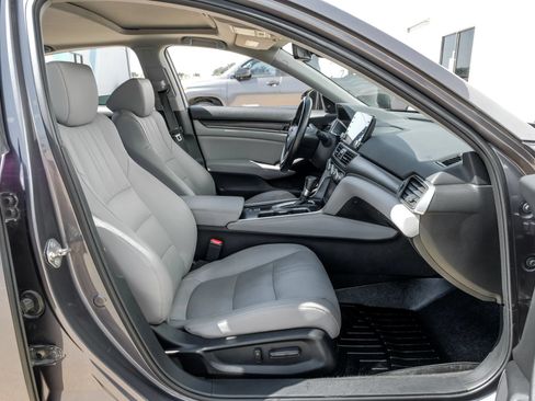 Used 2018 Honda Accord EX-L image 37
