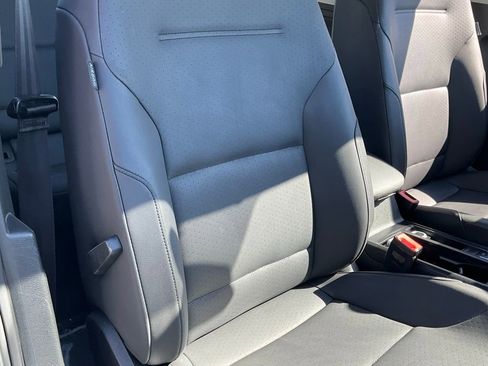 Used 2015 Volkswagen e-Golf SEL Premium FWD image 56