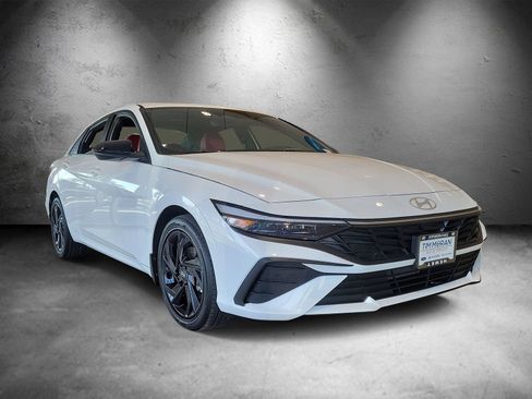 Used 2026 Hyundai Elantra N Line FWD image 2
