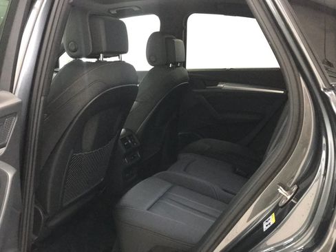 Used 2023 Audi Q5 2.0T Premium Plus w/ Premium Plus Package AWD/4WD image 11