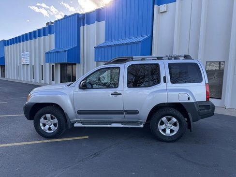Used 2011 Nissan Xterra S w/ 4X4 Value Package image 4