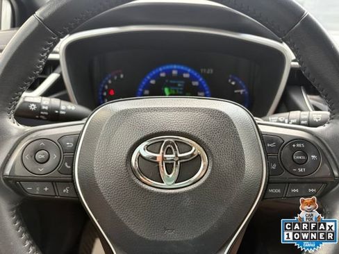 Used 2022 Toyota Corolla XSE FWD image 17