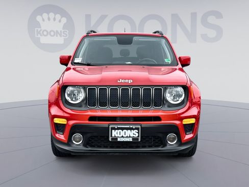 Used 2020 Jeep Renegade Latitude w/ Cold Weather Group image 11
