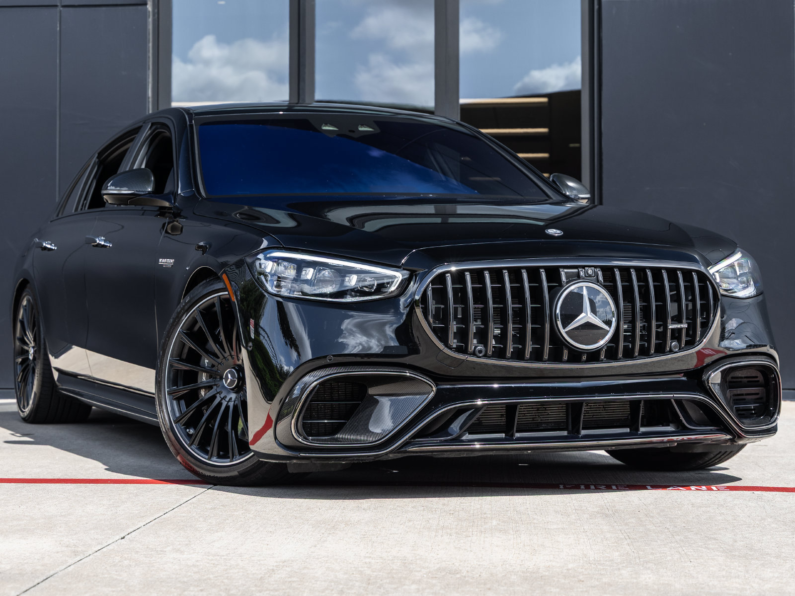 Used 2024 Mercedes-Benz S 63 AMG S image 2