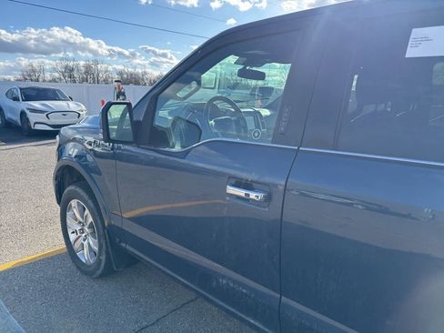 Used 2019 Ford F150 Platinum w/ Technology Package image 3