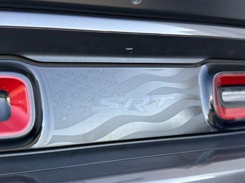 Used 2016 Dodge Challenger SRT Hellcat image 14