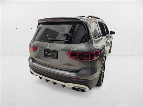 New 2025 Mercedes-Benz GLB 35 AMG 4MATIC image 2