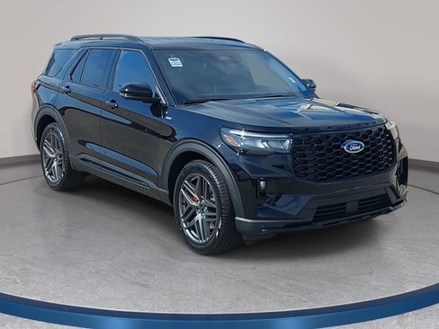 New 2026 Ford Explorer ST-Line w/ ST-Line Street Pack RWD image 3