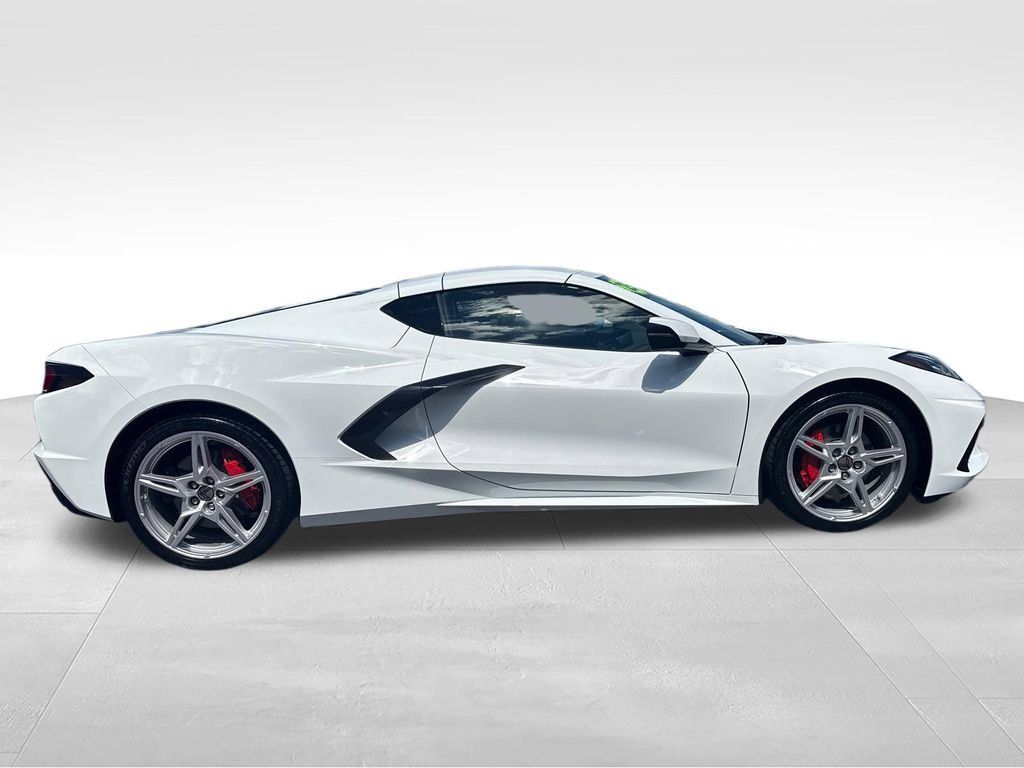 Used 2025 Chevrolet Corvette Stingray Coupe w/ 1LT RWD image 7