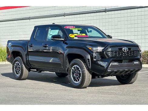 New 2025 Toyota Tacoma TRD Off-Road image 2