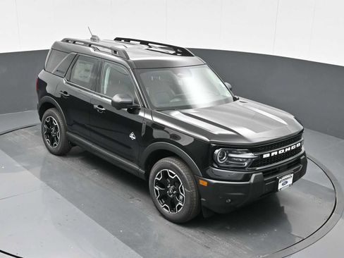 New 2025 Ford Bronco Sport Outer Banks w/ Outer Banks Tech Package+ image 9