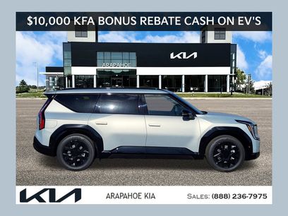 New 2026 Kia EV9 Land w/ Nightfall Edition Package