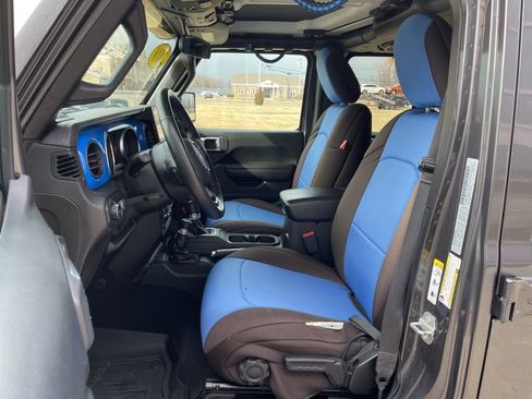 Used 2018 Jeep Wrangler Unlimited Sport S image 8