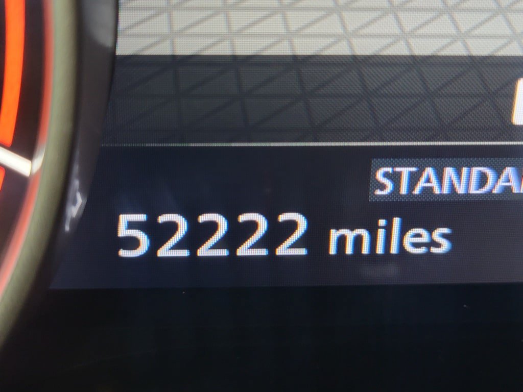 Used 2023 Nissan Rogue S FWD image 16