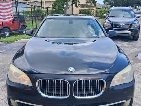 Used 2012 BMW 750Li RWD image 3