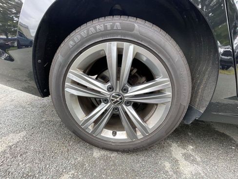 Used 2024 Volkswagen Jetta SE FWD image 24