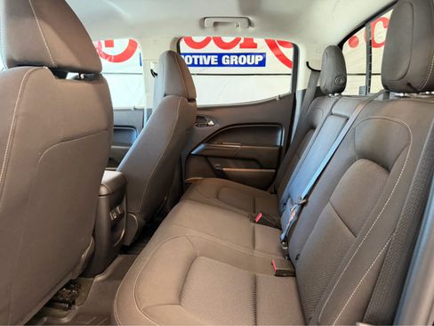 Used 2019 Chevrolet Colorado LT w/ LT Convenience Package RWD image 14