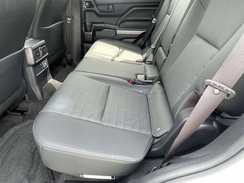 Used 2025 Toyota 4Runner TRD Off-Road Premium AWD/4WD image 12