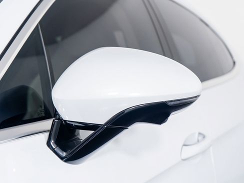 Used 2024 Porsche Panamera 4 w/ Premium Package image 13