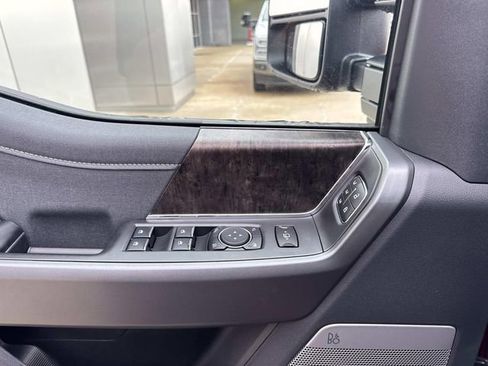 New 2026 Ford F350 Lariat w/ Black Appearance Package image 25