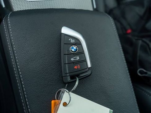 Used 2021 BMW M340i xDrive M340i xDrive w/ Driving Assistance Package image 33