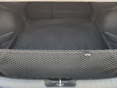 Used 2025 Hyundai Elantra Limited FWD image 34