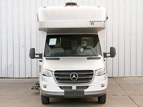 Used 2021 Mercedes-Benz Sprinter 3500 w/ Acoustic Package image 40